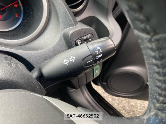 Honda FIT 2010-12 8815220-14