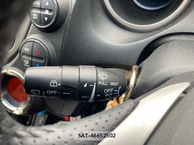 Honda FIT 2010-12 8815220-15