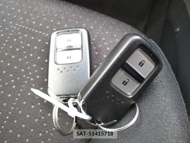 Honda FIT 2015-09 8815328-14