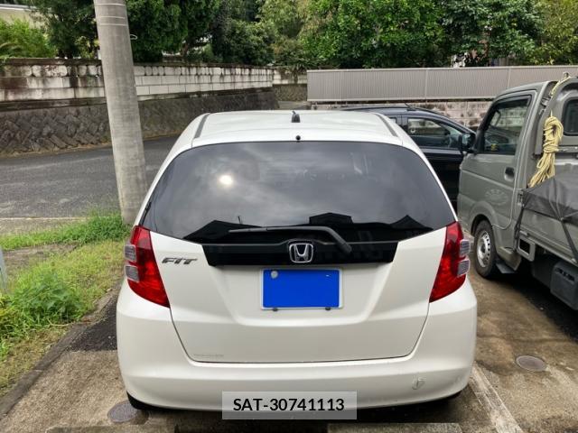 Honda FIT 2009-09 8815870-12