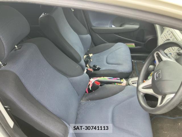 Honda FIT 2009-09 8815870-15