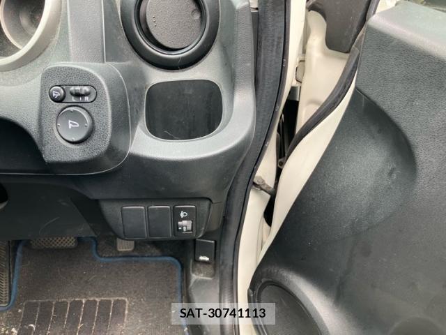 Honda FIT 2009-09 8815870-19