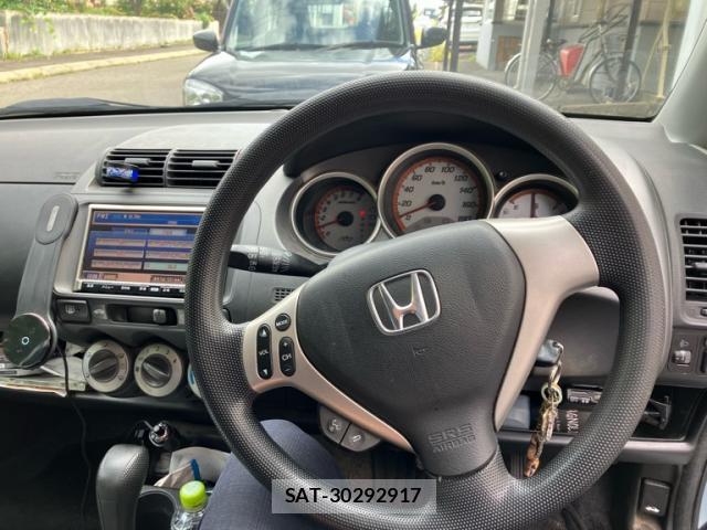 Honda FIT 2006-03 8816292-15