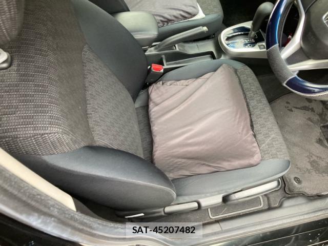 Honda FIT 2016-03 8816381-7