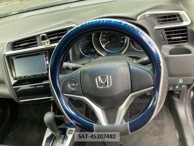 Honda FIT 2016-03 8816381-9
