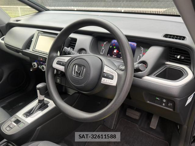 Honda FIT 2020-10 8817018-15