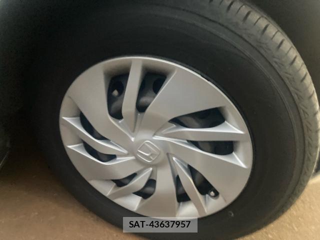 Honda FIT 2015-10 8817442-12