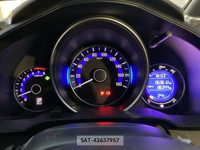 Honda FIT 2015-10 8817442-17