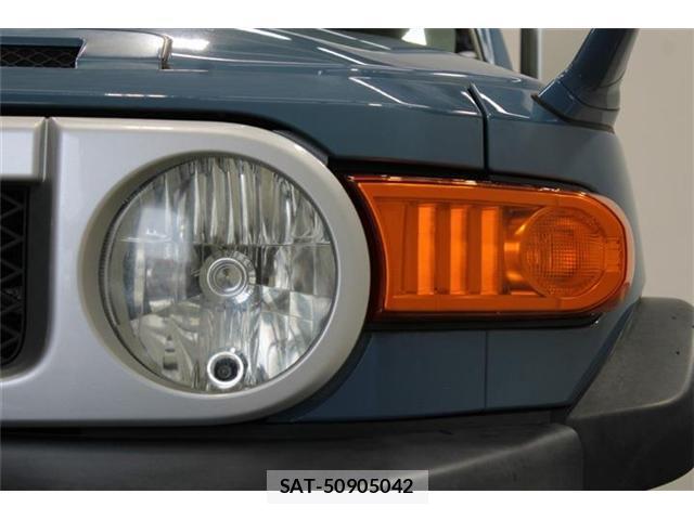 Toyota FJ CRUISER 2015-02 8812293-14