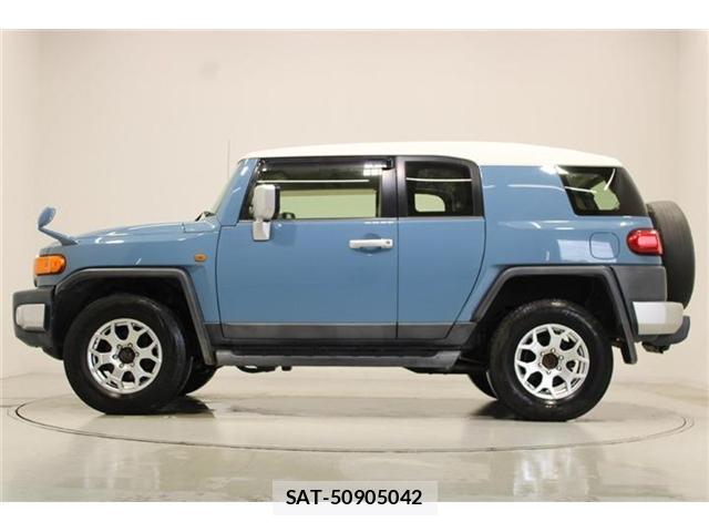 Toyota FJ CRUISER 2015-02 8812293-8