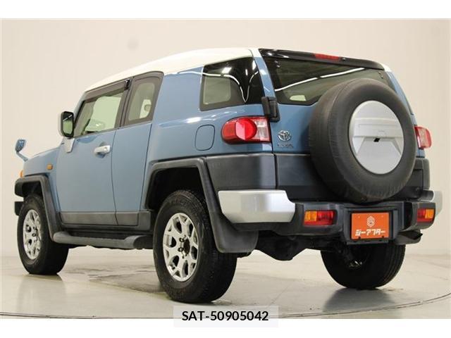 Toyota FJ CRUISER 2015-02 8812293-9