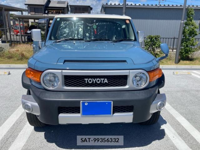 Toyota FJ CRUISER 2016-05 8812329-0