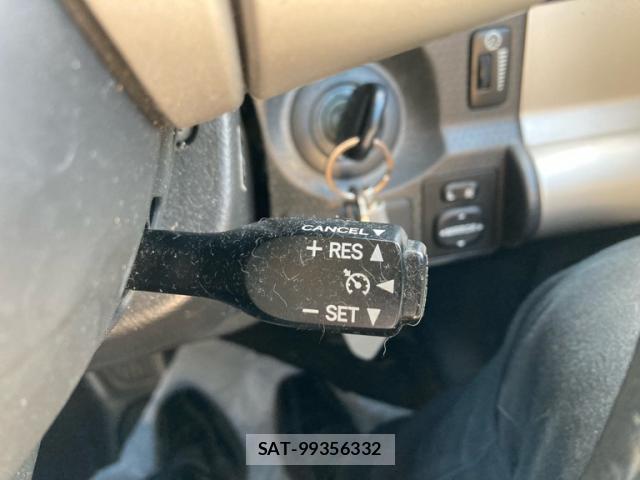 Toyota FJ CRUISER 2016-05 8812329-11