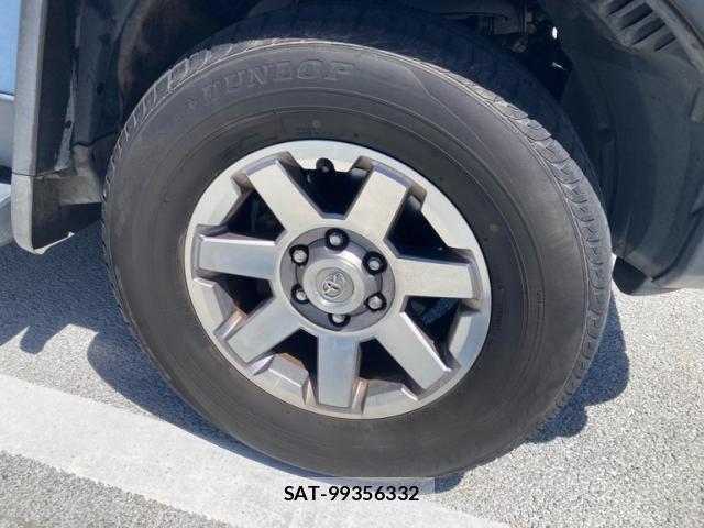 Toyota FJ CRUISER 2016-05 8812329-12