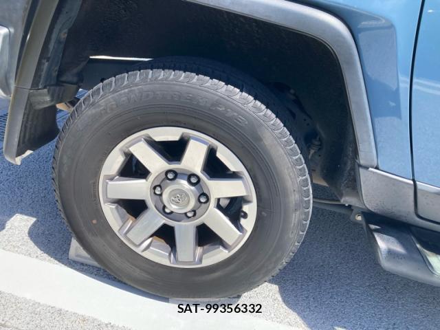 Toyota FJ CRUISER 2016-05 8812329-3