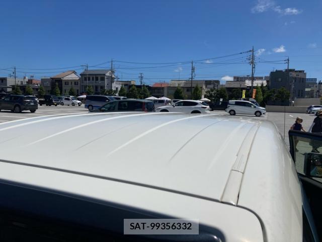 Toyota FJ CRUISER 2016-05 8812329-7