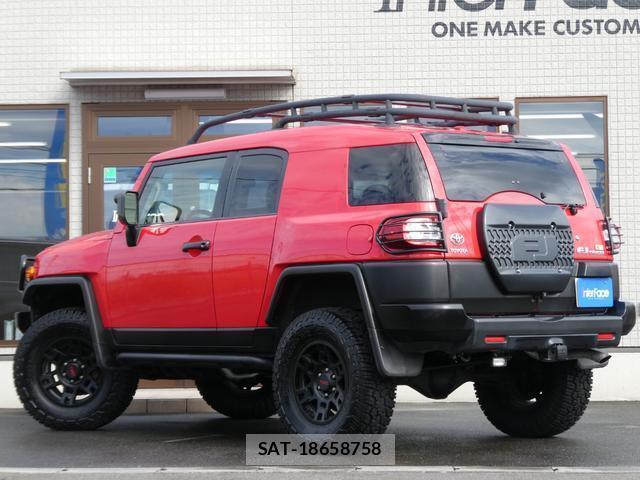 Toyota FJ CRUISER 2012-12 8812909-10