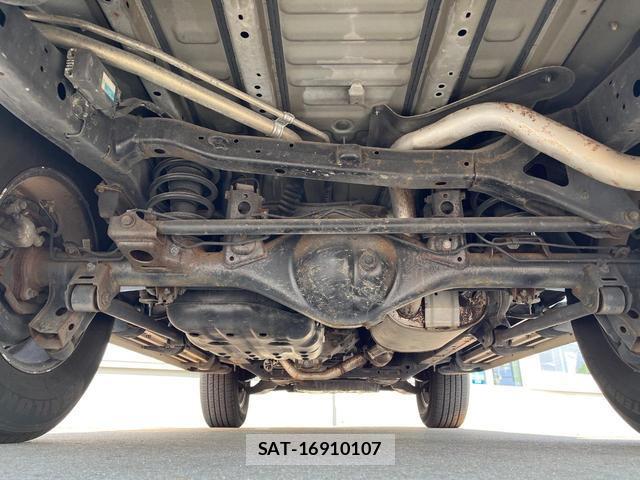 Toyota FJ CRUISER 2011-07 8813234-18