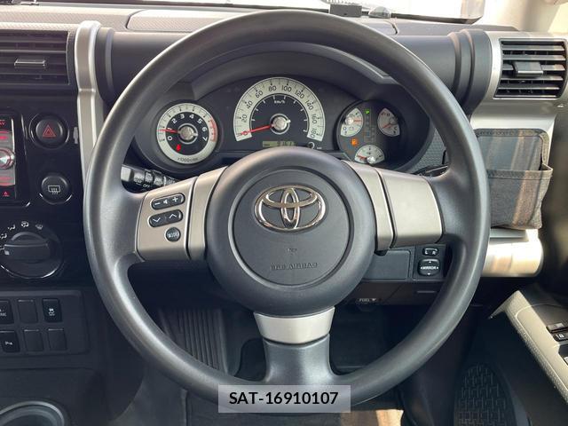 Toyota FJ CRUISER 2011-07 8813234-7