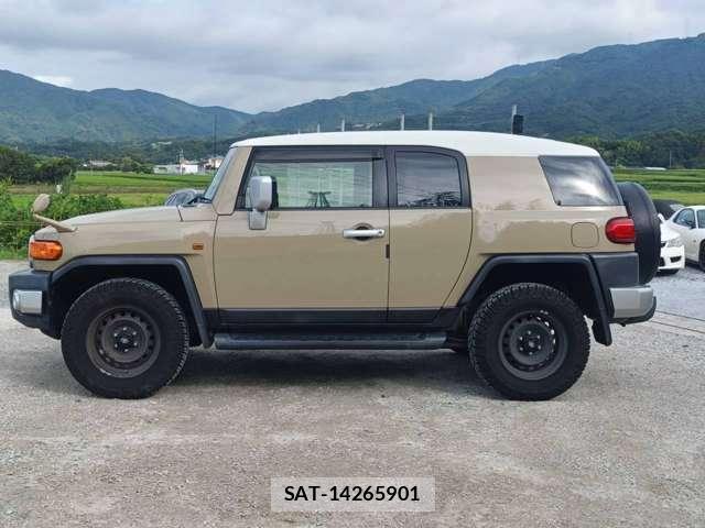 Toyota FJ CRUISER 2018-08 8817579-11