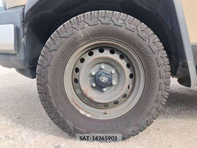 Toyota FJ CRUISER 2018-08 8817579-16