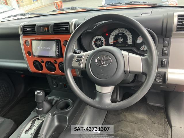 Toyota FJ CRUISER 2014 8817986-3