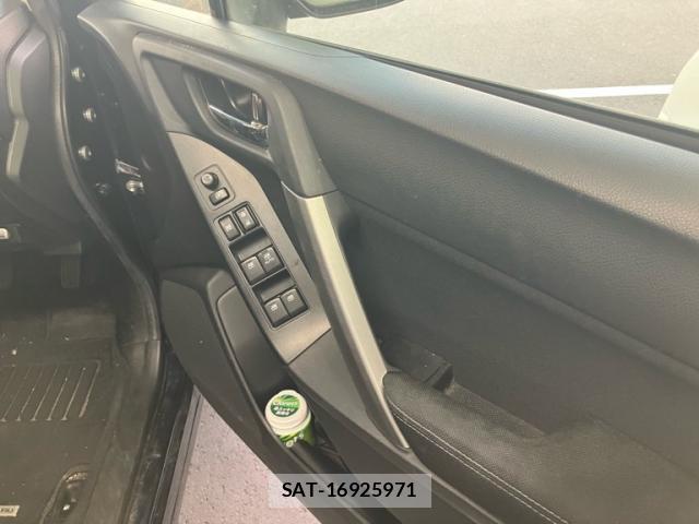 Subaru FORESTER 2013-12 8812111-16