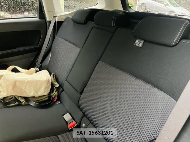Subaru FORESTER 2013-02 8813249-11