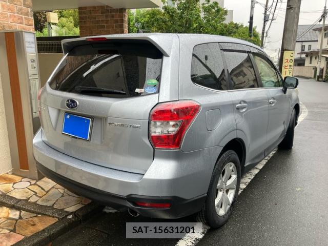 Subaru FORESTER 2013-02 8813249-13