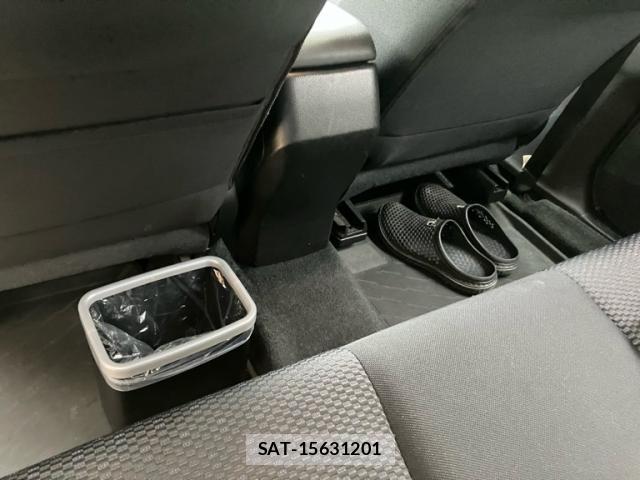 Subaru FORESTER 2013-02 8813249-14