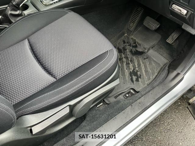 Subaru FORESTER 2013-02 8813249-16