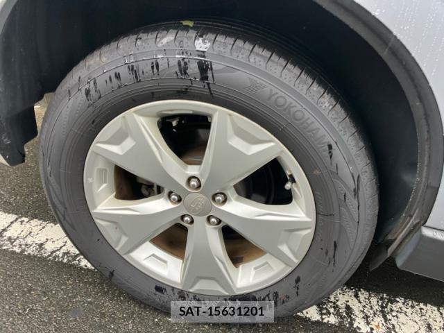 Subaru FORESTER 2013-02 8813249-5