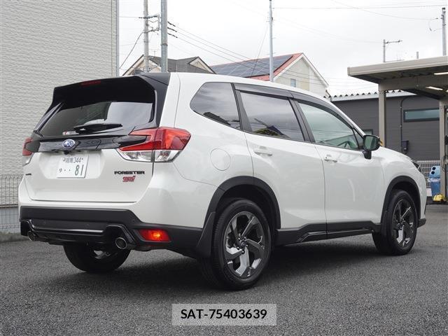 Subaru FORESTER 2025-01 8814364-3
