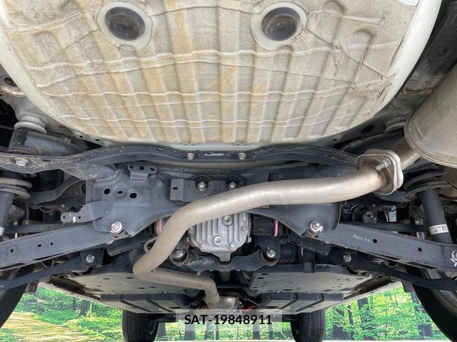 Subaru FORESTER 2019-01 8814387-18