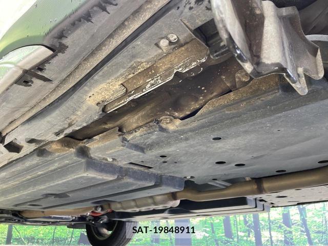 Subaru FORESTER 2019-01 8814387-19