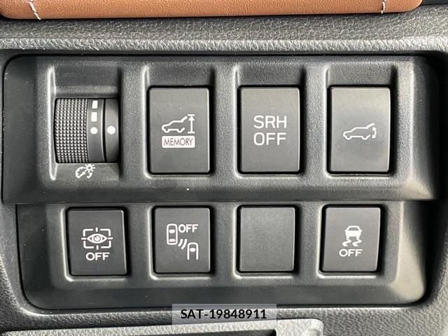 Subaru FORESTER 2019-01 8814387-4