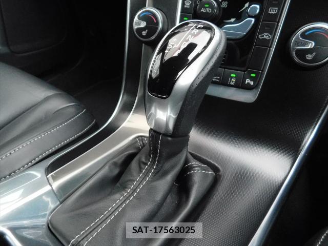 Subaru FORESTER 2017-05 8817053-15