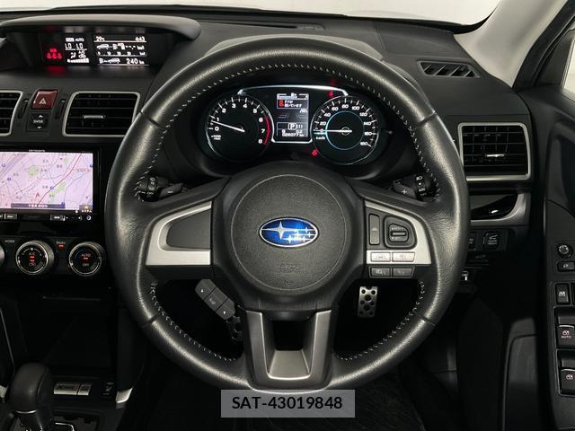 Subaru FORESTER 2018-06 8817394-12