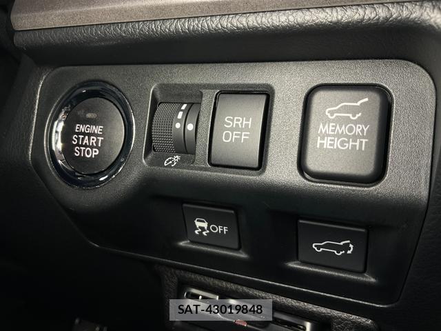 Subaru FORESTER 2018-06 8817394-18
