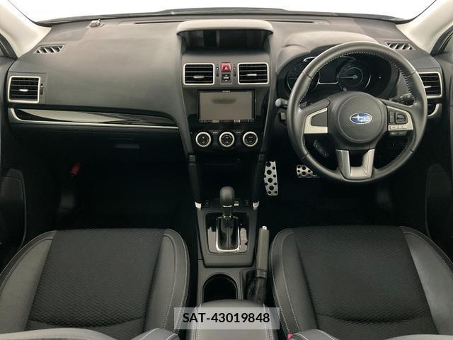 Subaru FORESTER 2018-06 8817394-2