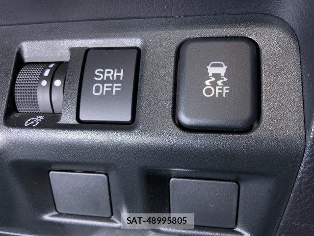 Subaru FORESTER 2016-02 8817399-17