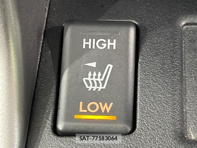 Subaru FORESTER 2013-03 8817823-8