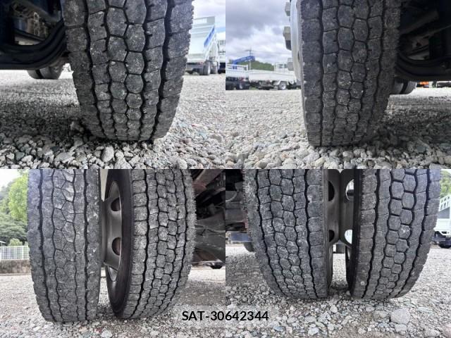 Isuzu FORWARD 2014-12 8812904-17