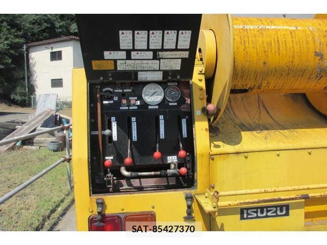 Isuzu FORWARD 2006-11 8812996-9