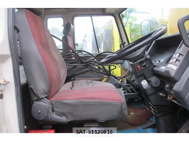 Isuzu FORWARD 1985-10 8812997-1