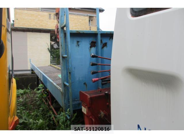 Isuzu FORWARD 1985-10 8812997-3