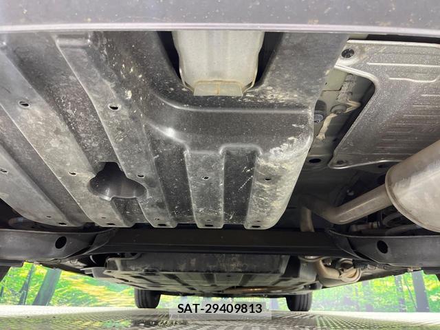 Honda FREED HYBRID 2017-05 8813125-19