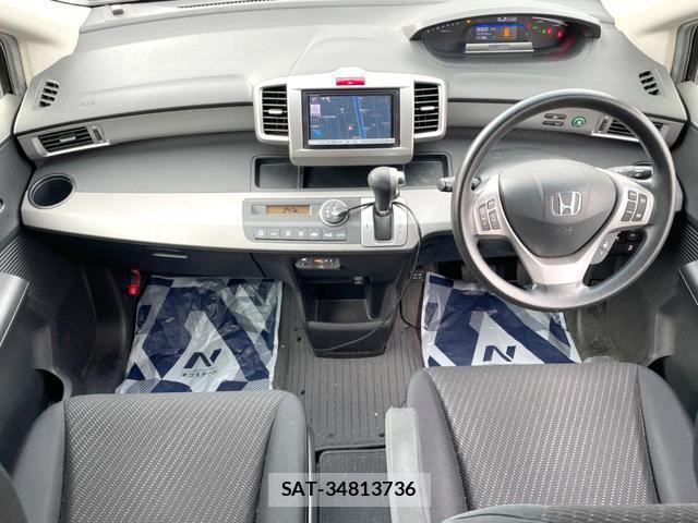 Honda FREED HYBRID 2013-10 8814639-1
