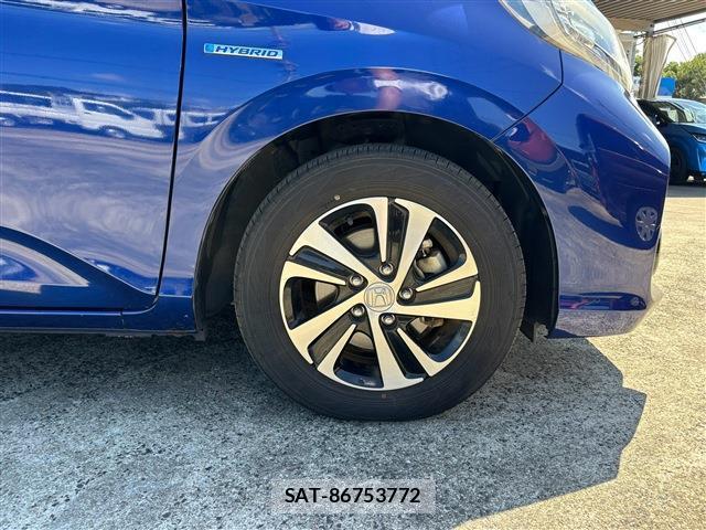 Honda FREED HYBRID 2018-01 8814717-17