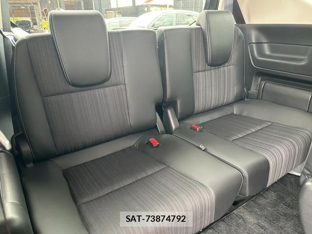 Honda FREED HYBRID 2017-04 8817803-10